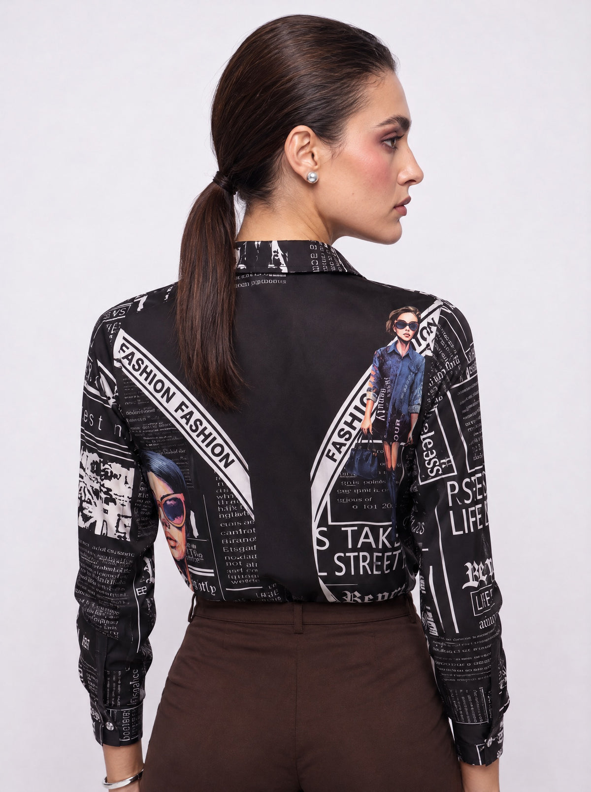 NEWSPAPER PRINT HIGH-LOW POPLIN SHIRT