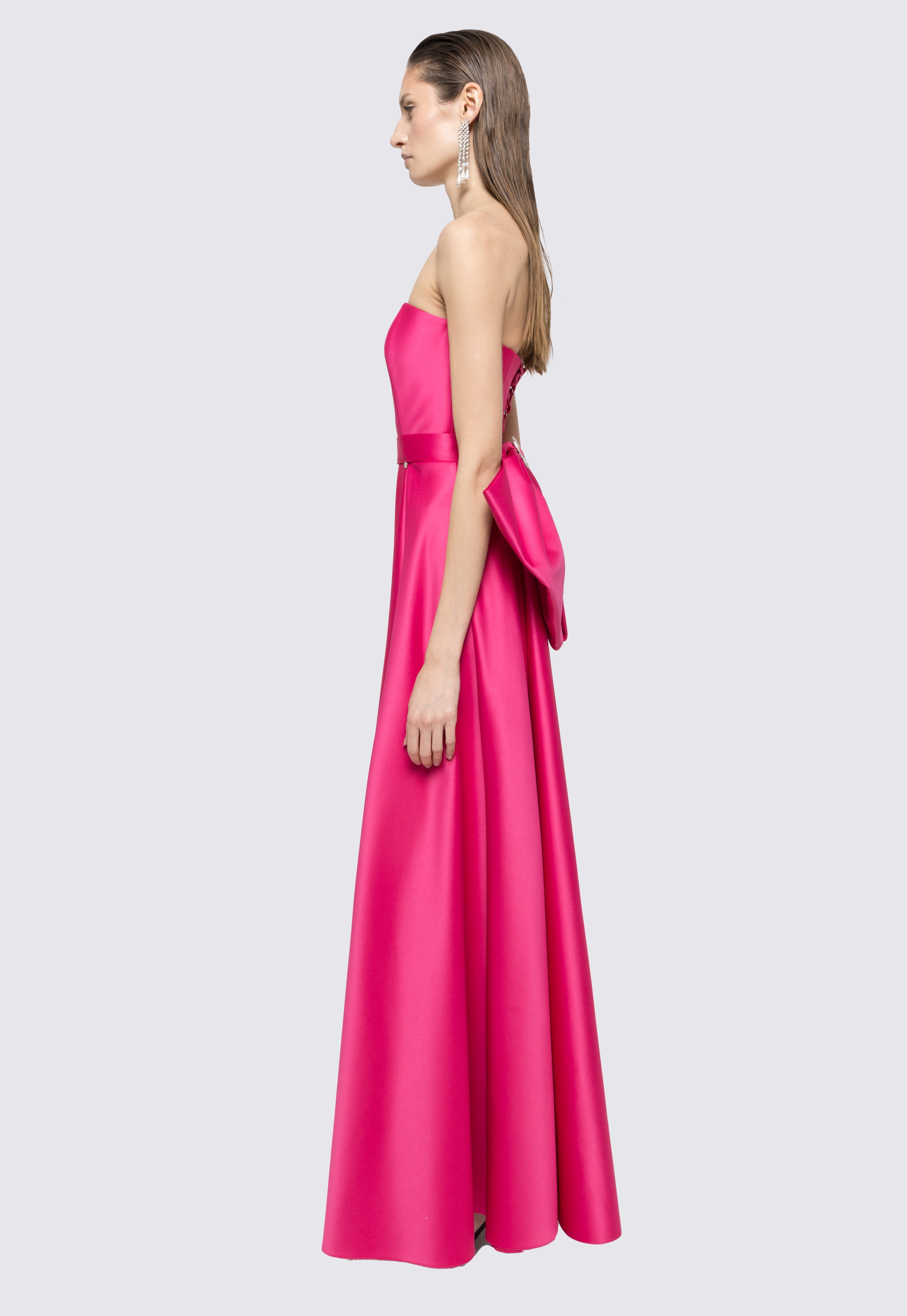 STRAPLESS SATIN GOWN