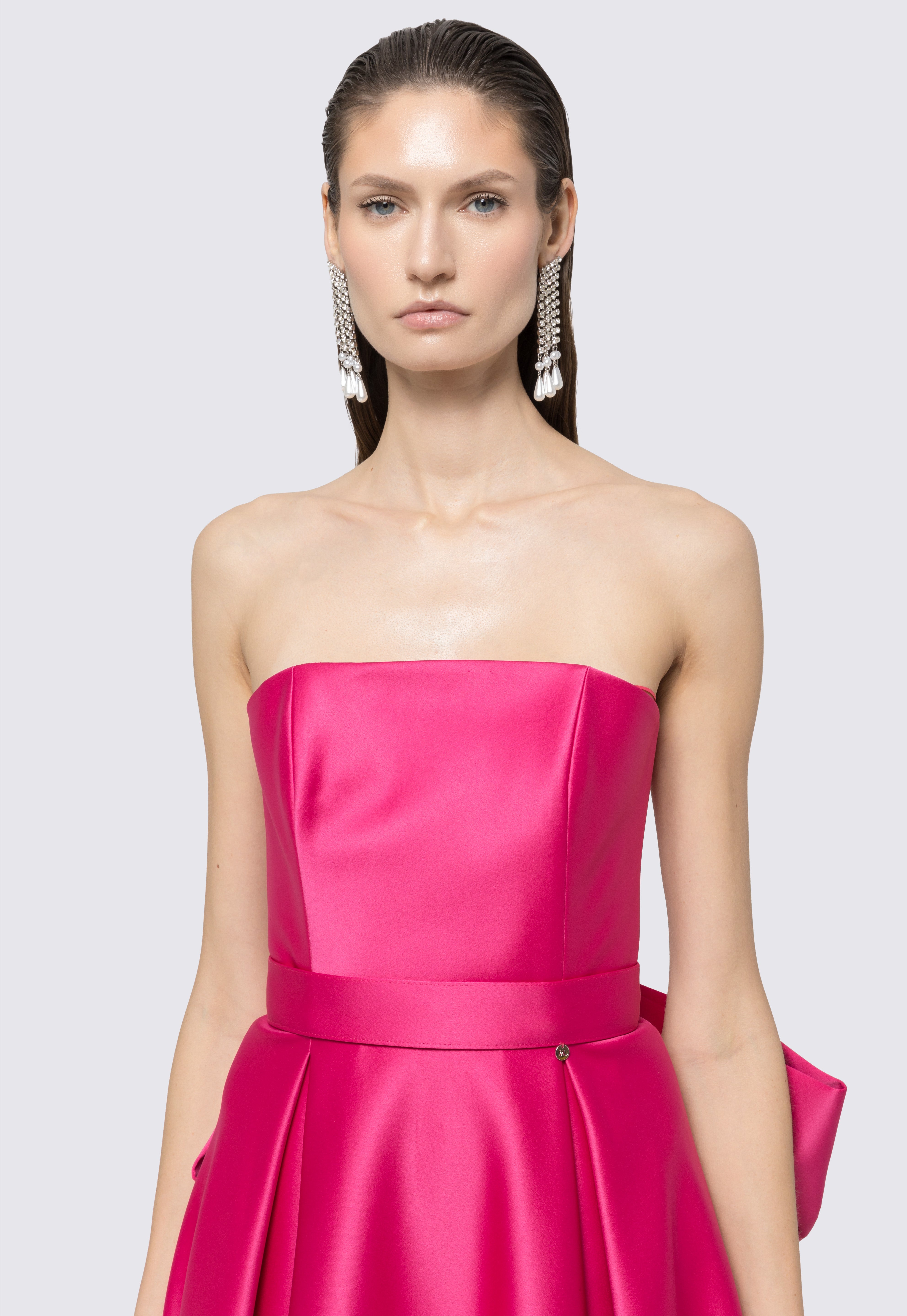 STRAPLESS SATIN GOWN