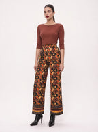 BOAT NECK THREE-QUARTER SLEEVE TOP