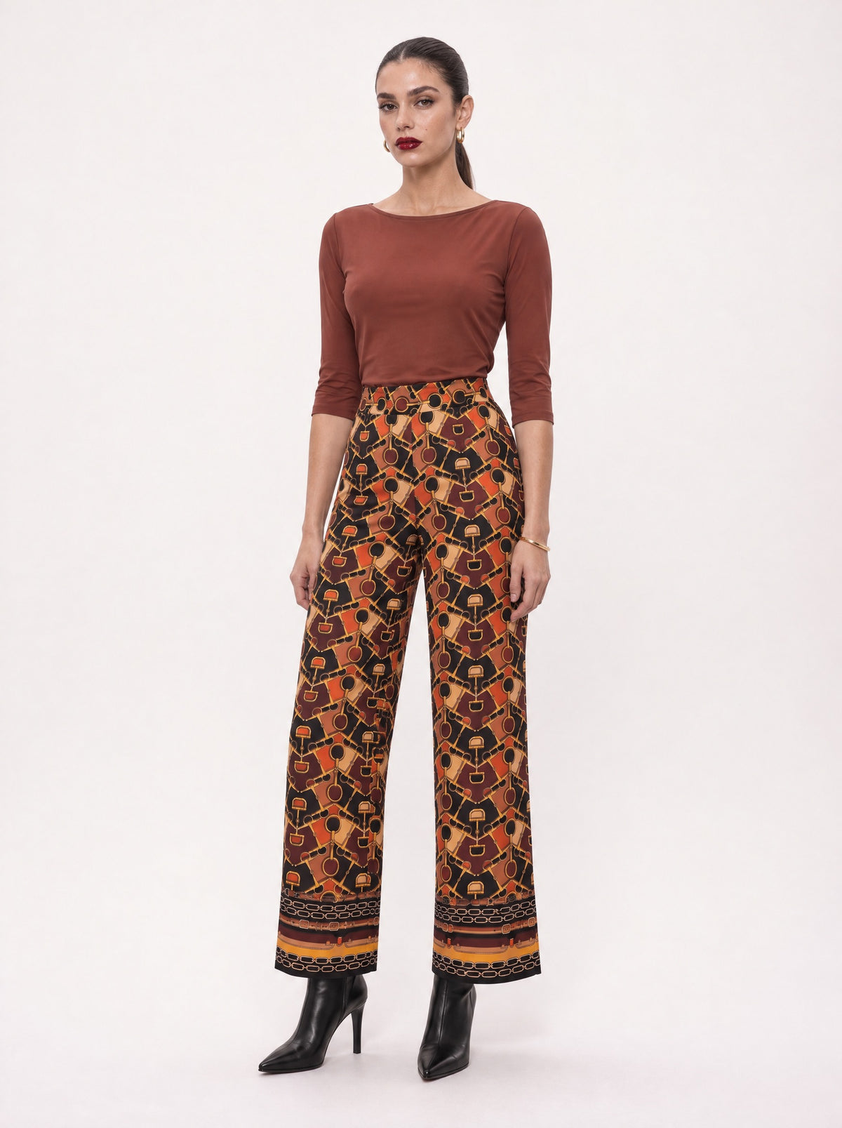 EQUESTRIAN PRINT WIDE-LEG TROUSERS