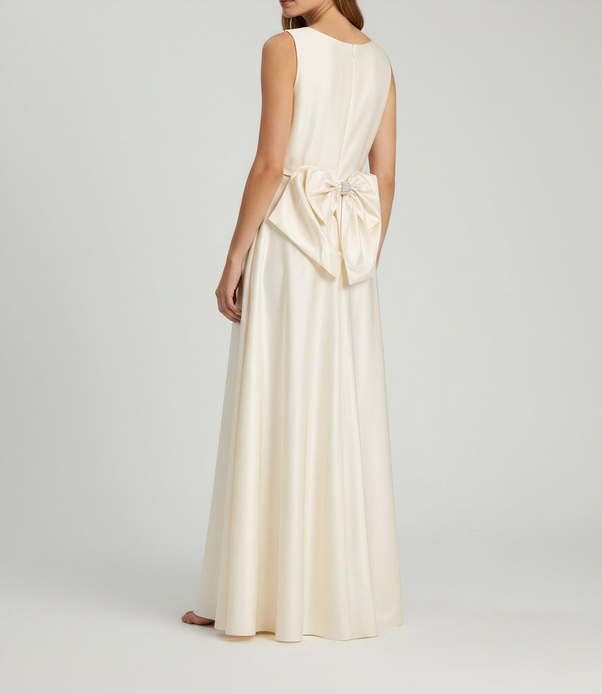 GATHERED SATIN BOW WAIST GOWN