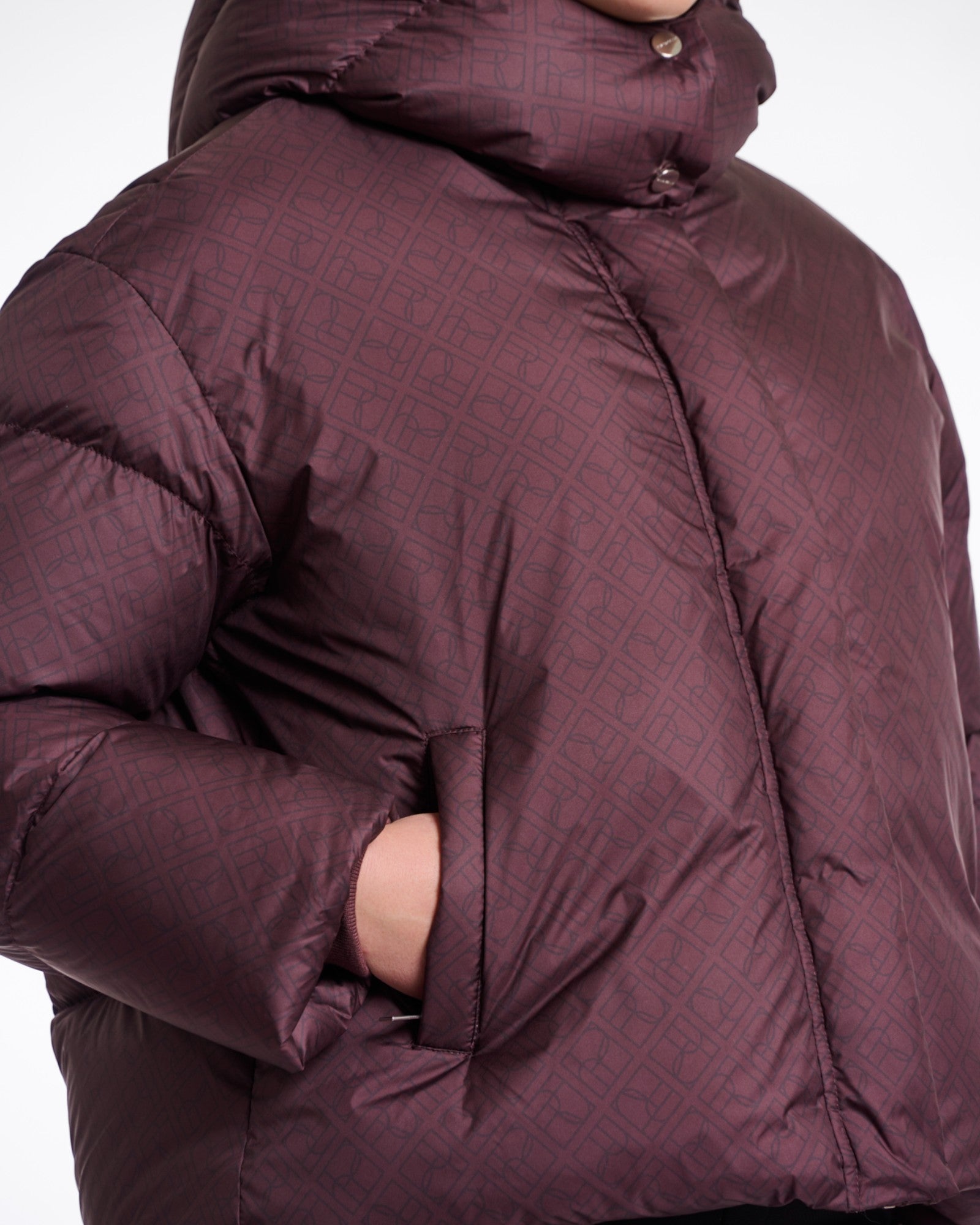 PUFFER DOWN JACKET