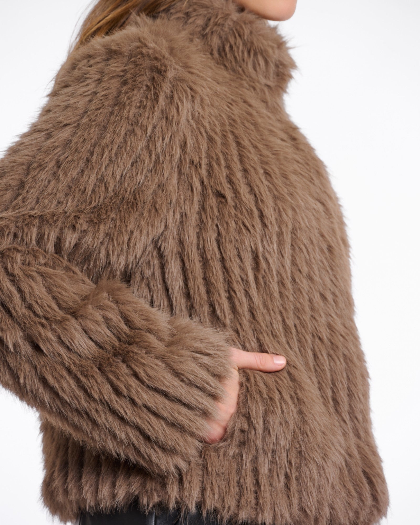 RIBBED FAUX FUR JACKET