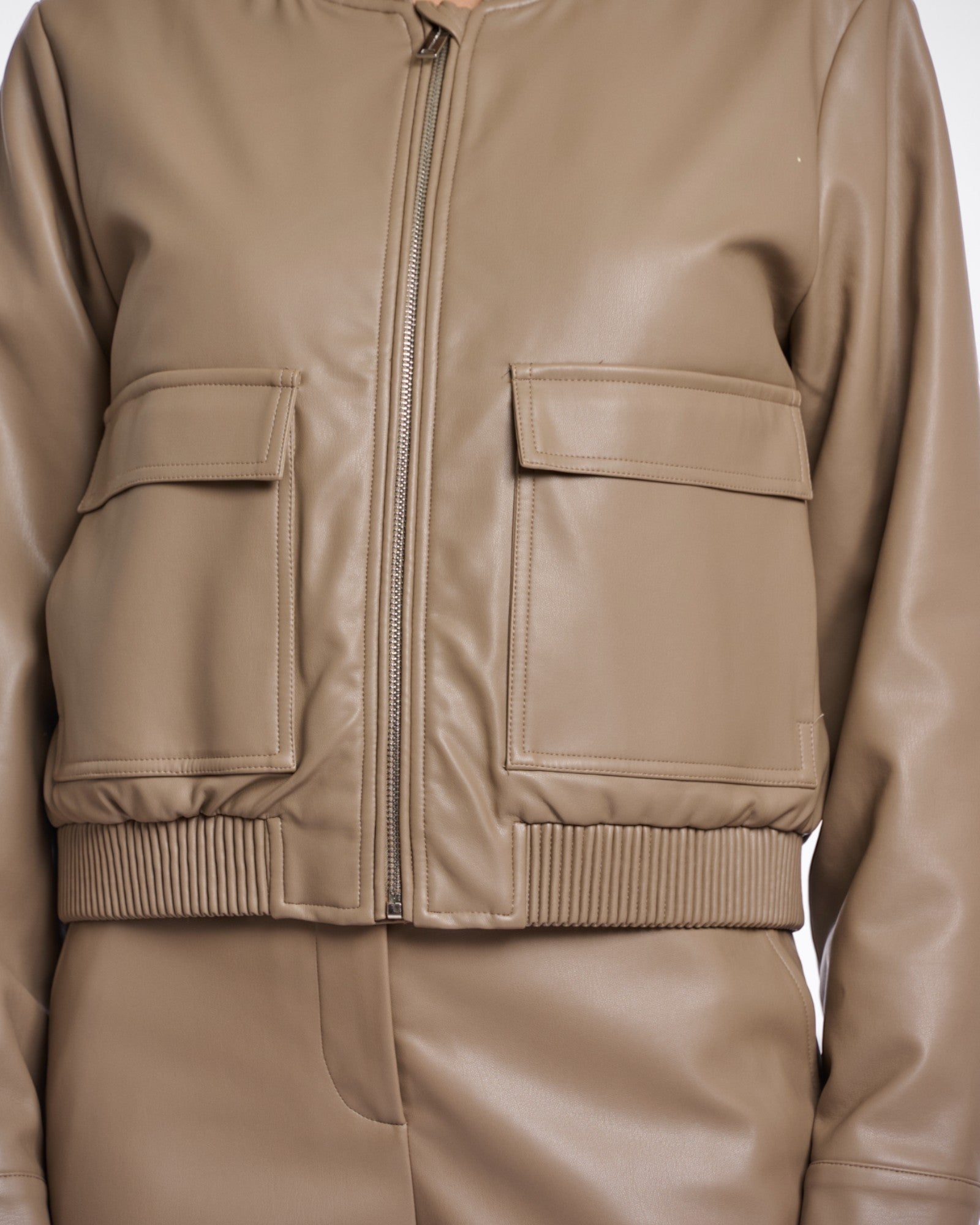 MINIMAL LEATHER ZIP JACKET