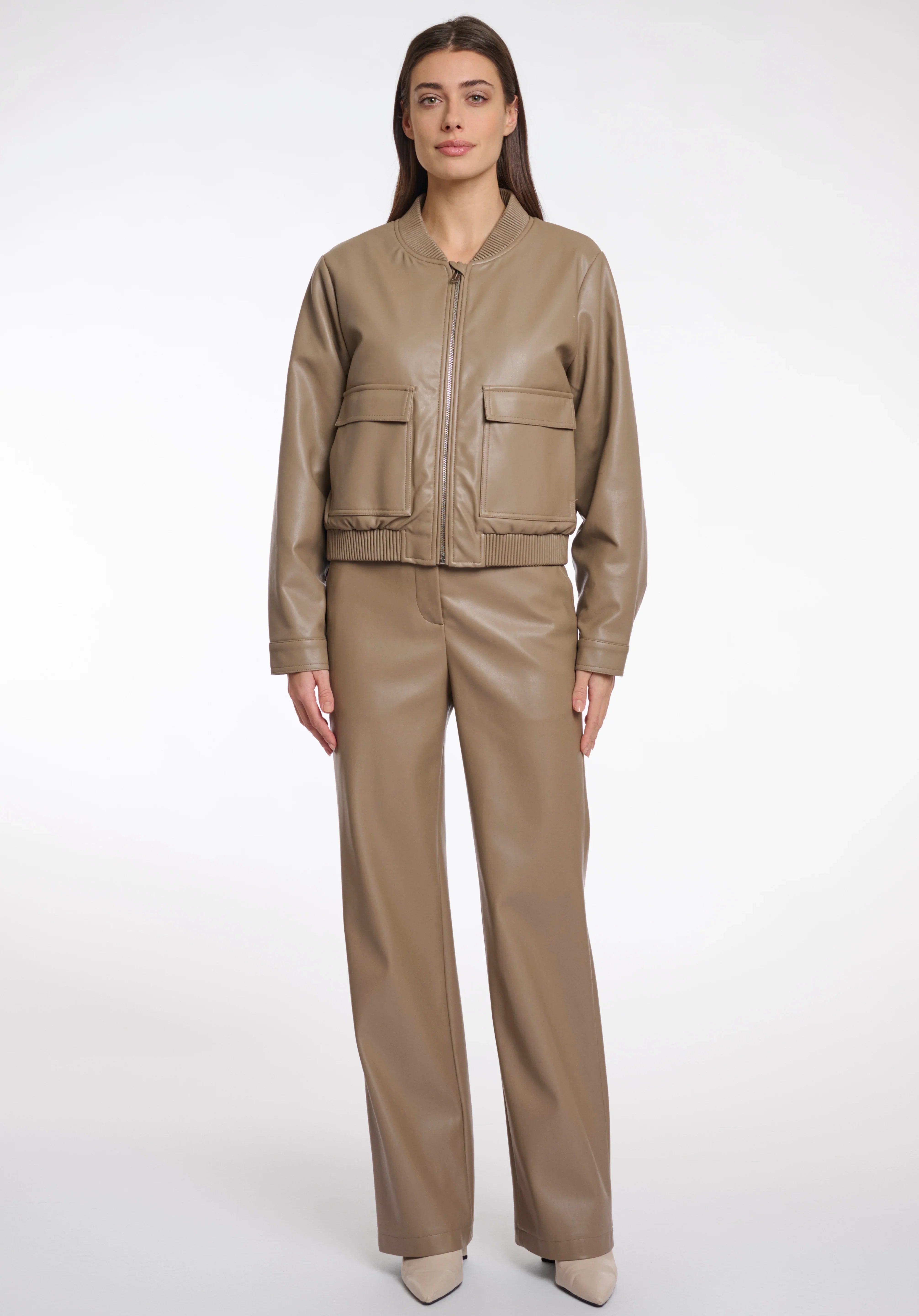 MINIMAL LEATHER ZIP JACKET