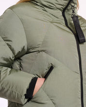 HIGH-COLLAR PADDED JACKET