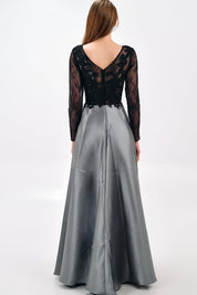TIMELESS LACE SLEEVE GOWN