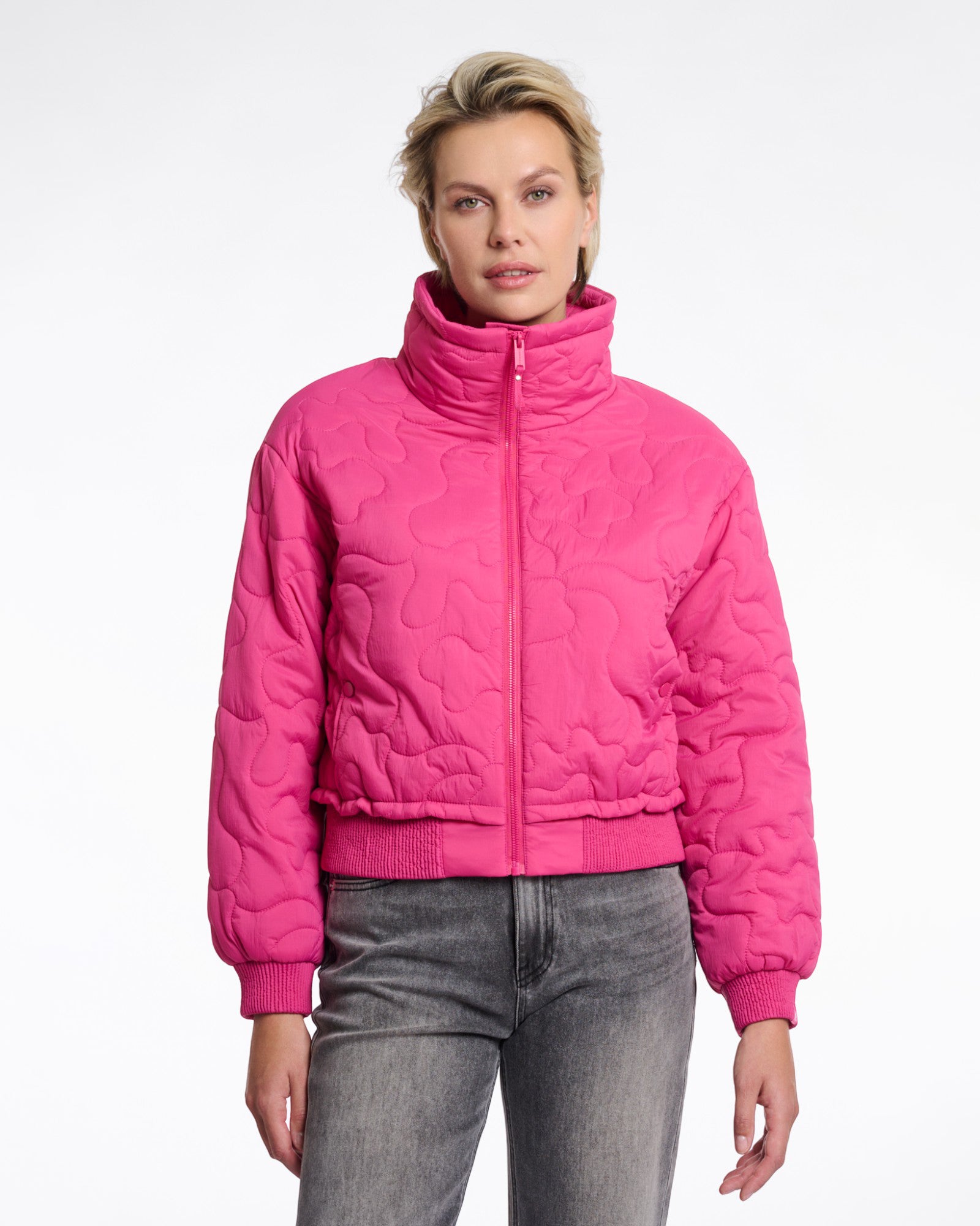 QUILTED CROPPED PUFFER JACKET