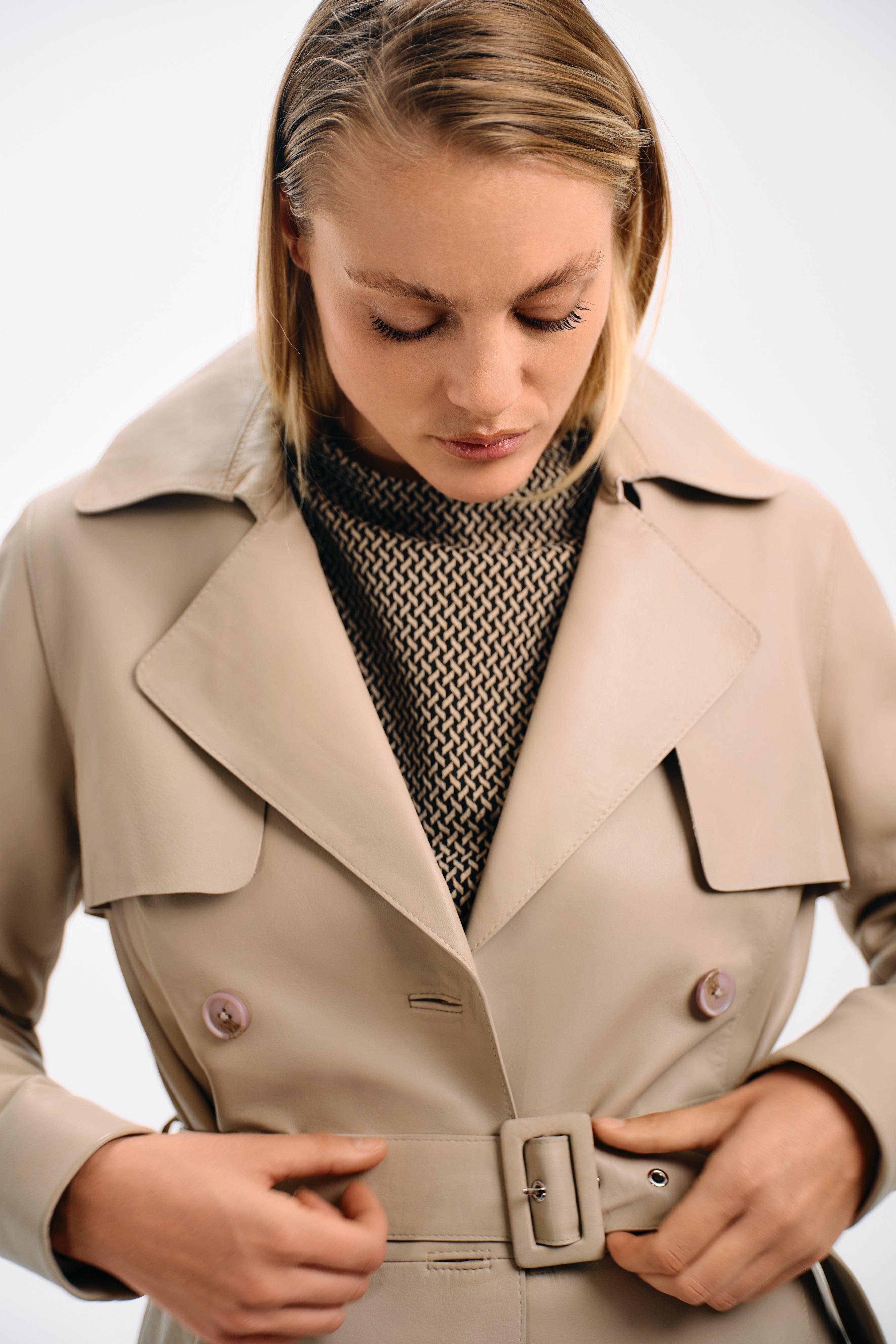 DOUBLE-BREASTED TRENCH COAT