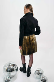 PLEATED METALLIC SKIRT