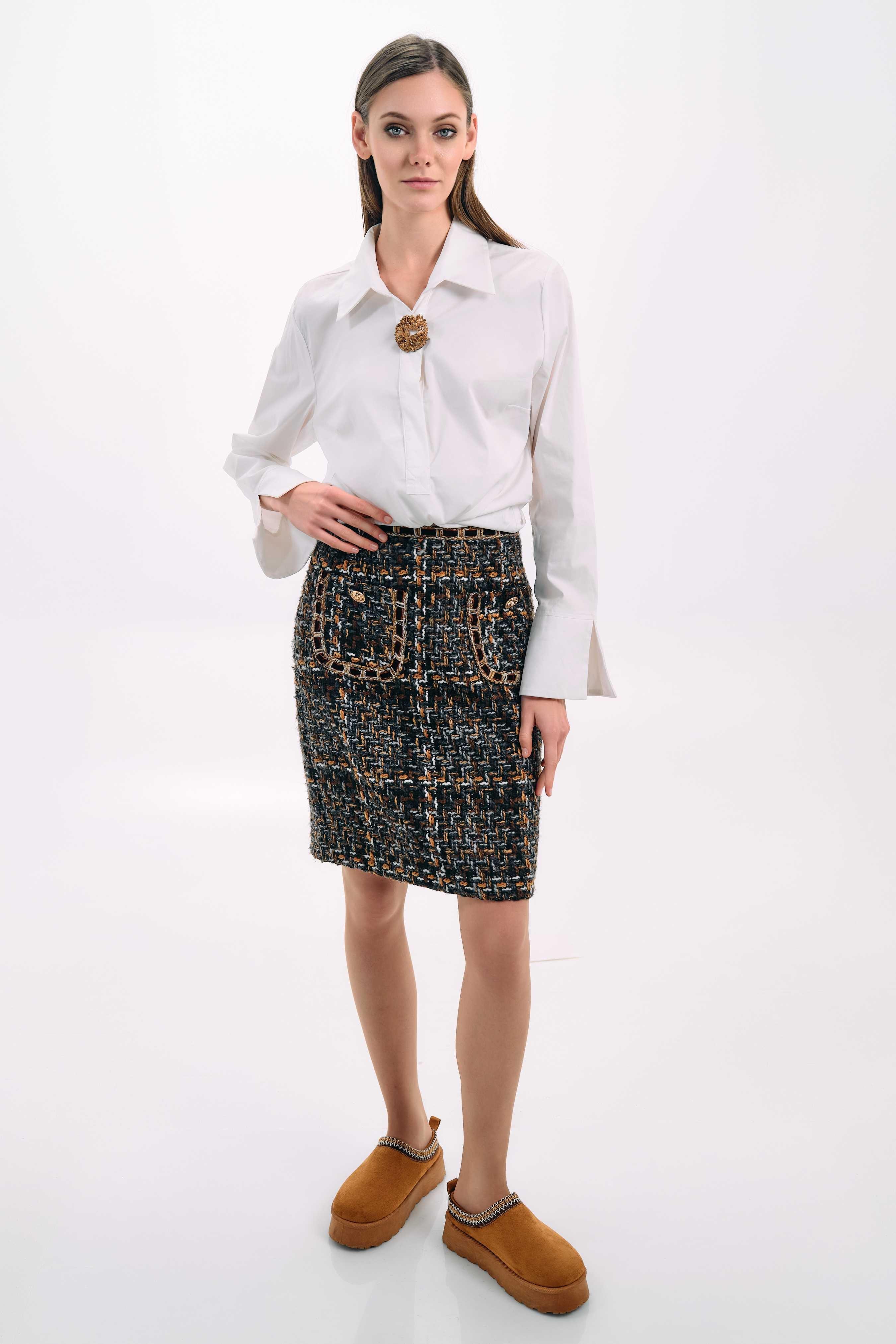 TWEED MINI SKIRT WITH GOLD ACCENTS