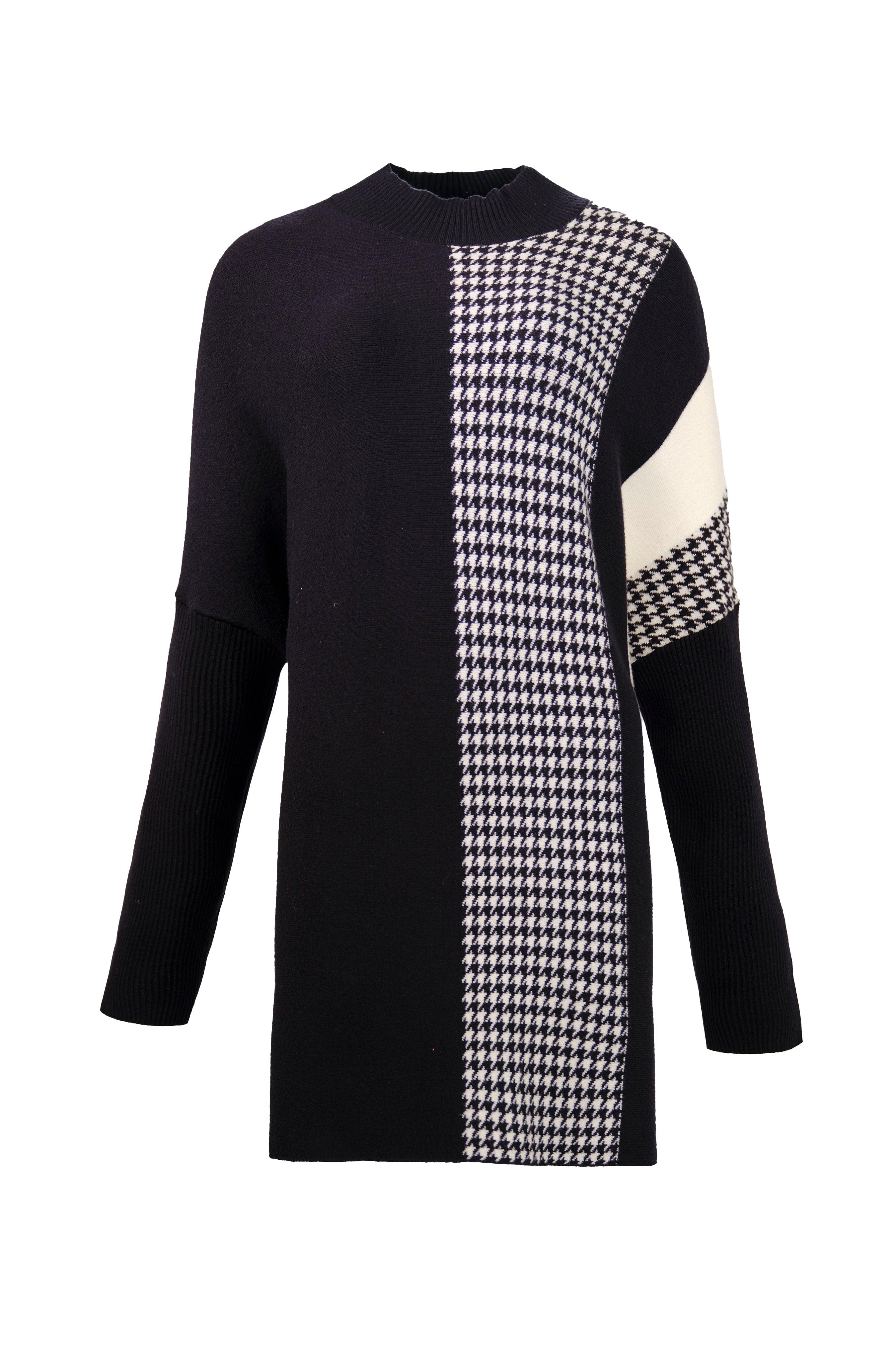 HOUNDSTOOTH KNIT SWEATER