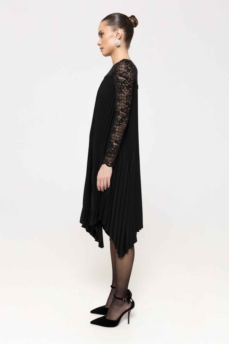 ASYMMETRIC PLEATED DRESS