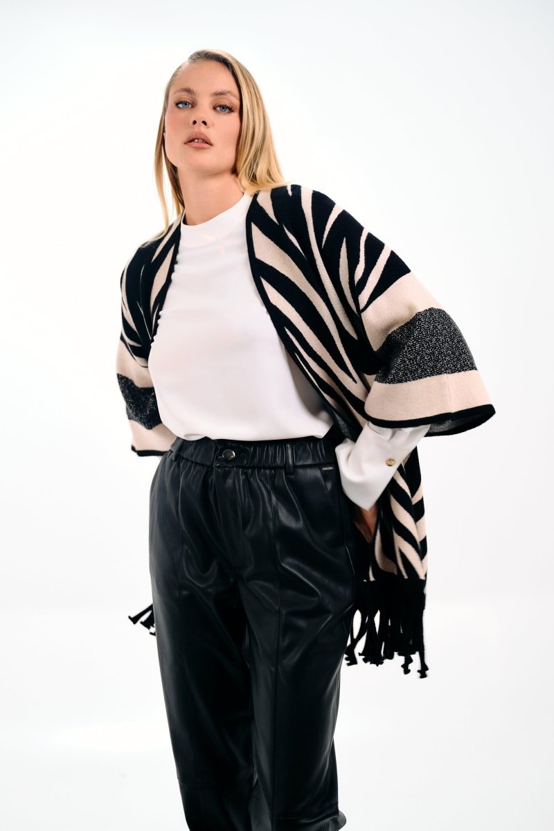 BUTTON ACCENT BLOUSE - Nakhle.Ets - Blouse