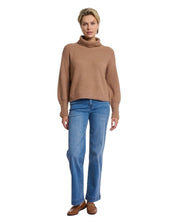 COZY KNIT TURTLENECK - Nakhle.Ets - Sweaters