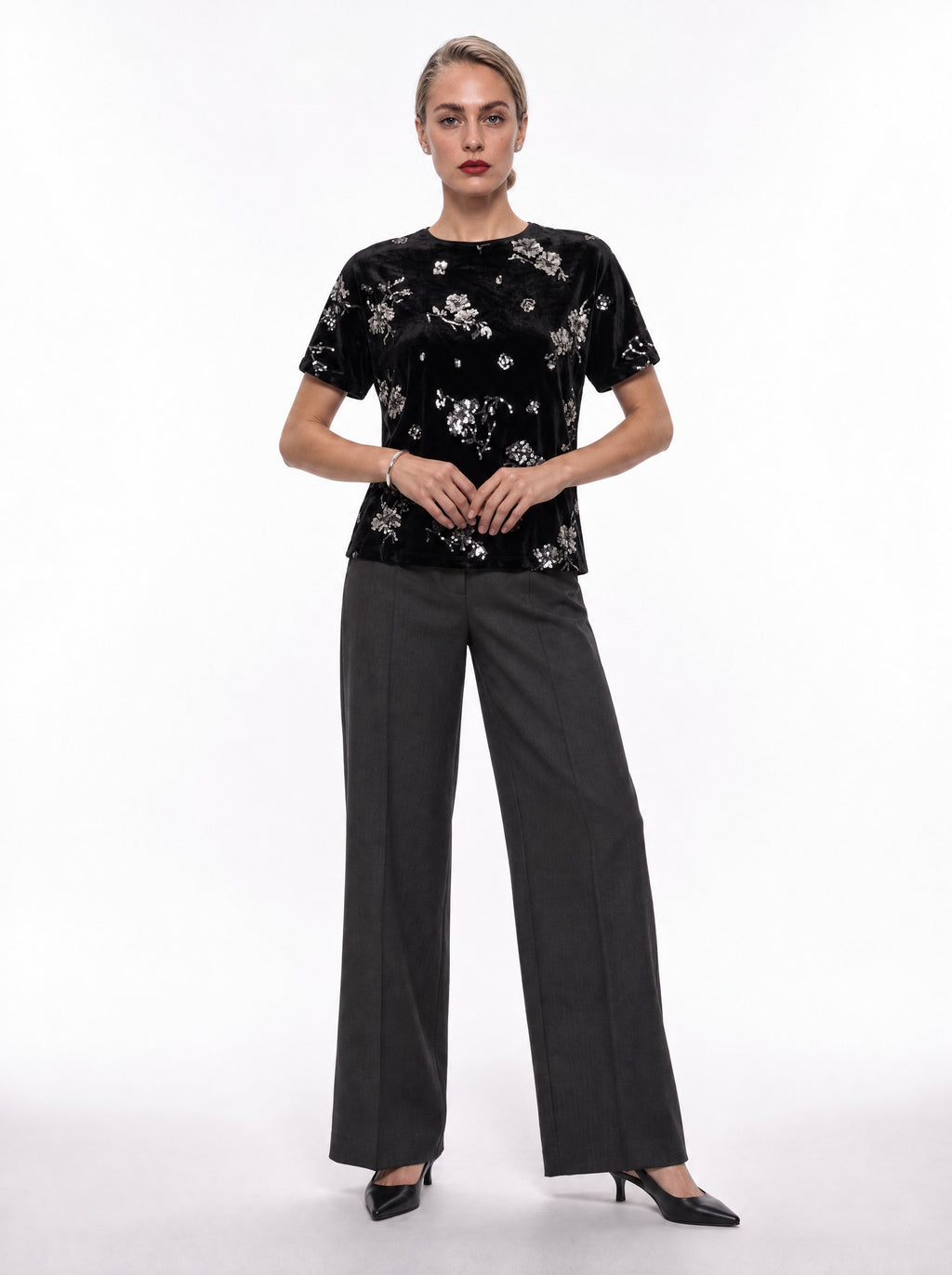 SEQUIN FLORAL VELVET CREW-NECK TOP