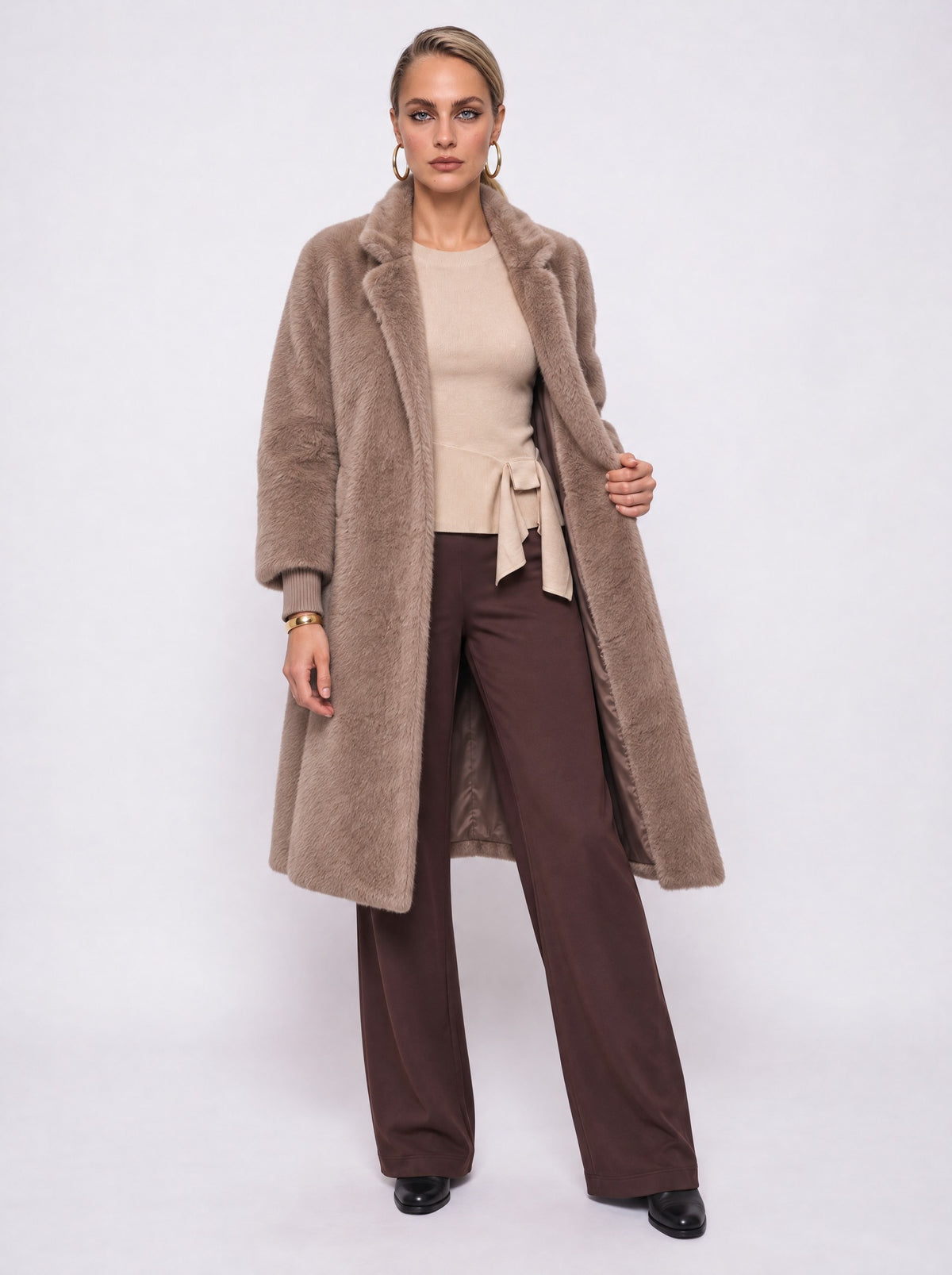 FAUX FUR COAT WITH RIBBED CUFFS