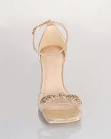 ELEGANT BRAIDED STRAP SANDALS