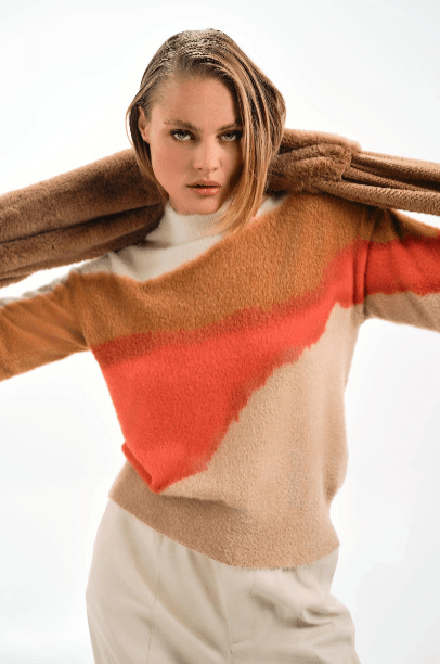 FAUX FUR TRIMMED KNIT SCARF