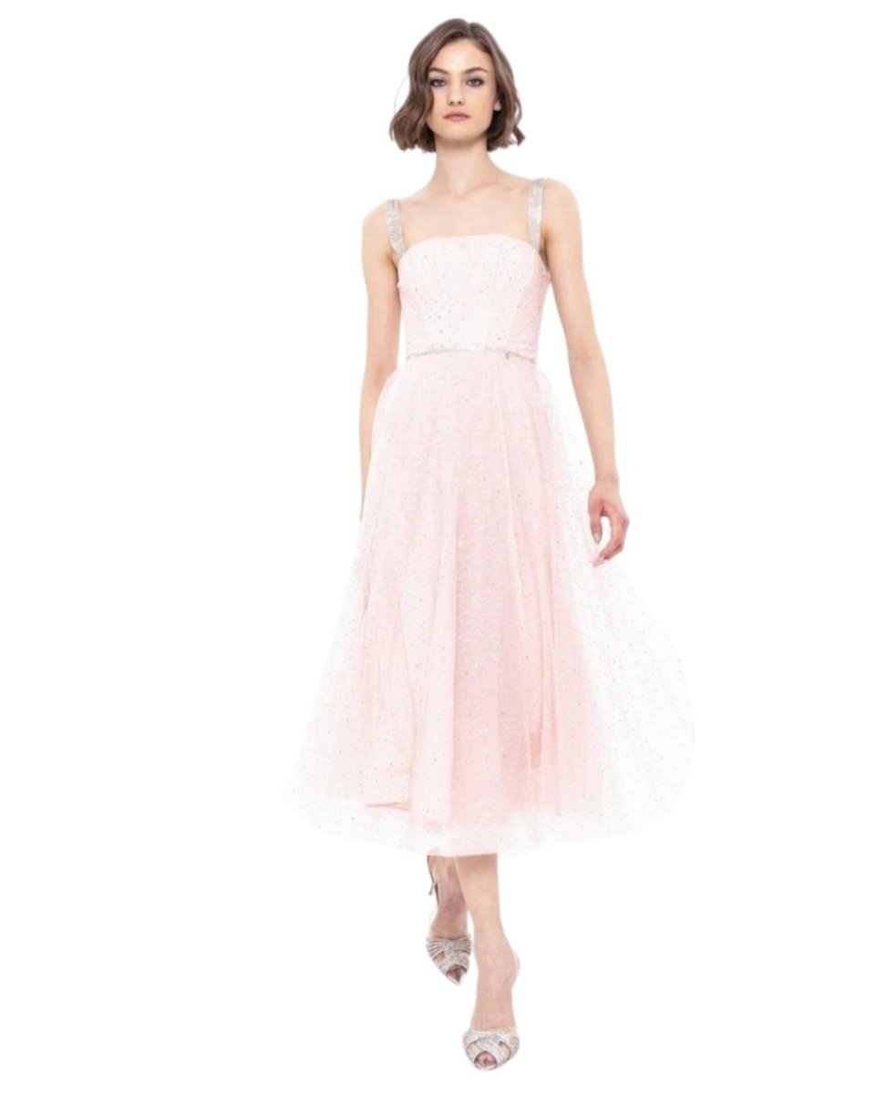 FLOWING LUXE MAXI DRESS