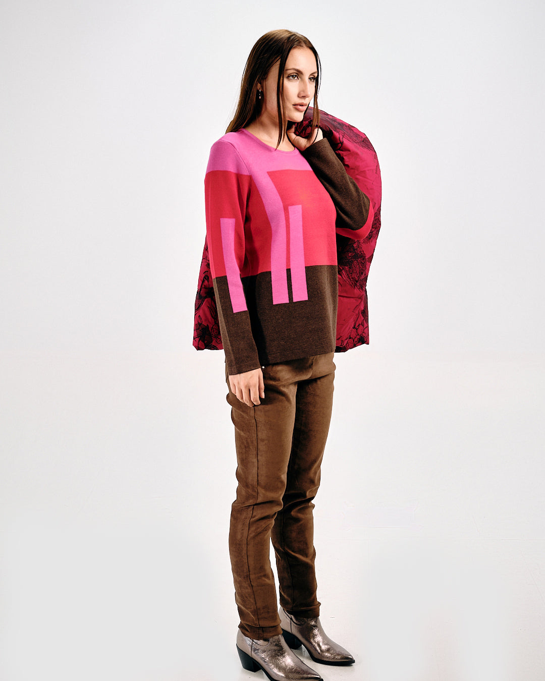 GRAPHIC BLOCK KNIT SWEATER