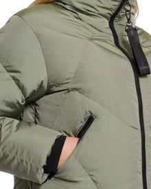 HIGH-COLLAR PADDED JACKET