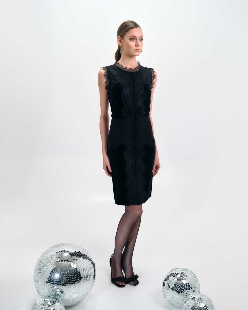 LACE DETAIL DRESS