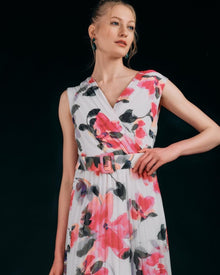 PLEATED FLORAL MAXI DRESS