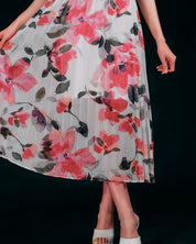PLEATED FLORAL MAXI DRESS - Nakhle.Ets - Dresses