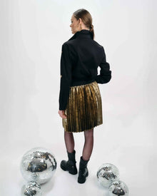 PLEATED METALLIC SKIRT