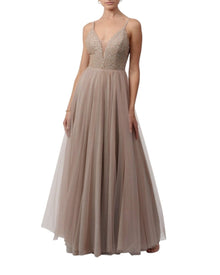 PLUNGING NECKLINE TULLE GOWN