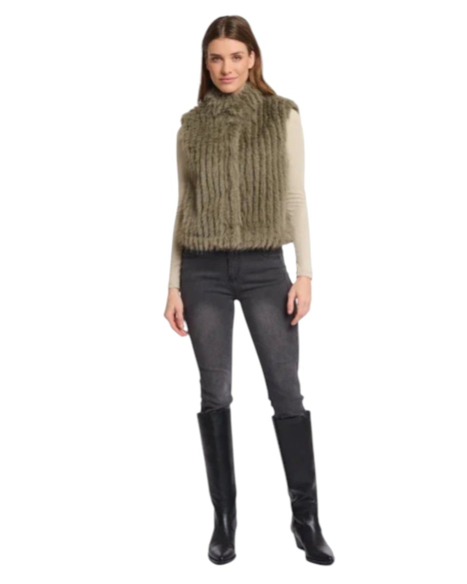 PLUSH FUR VEST - Nakhle.Ets - Vests