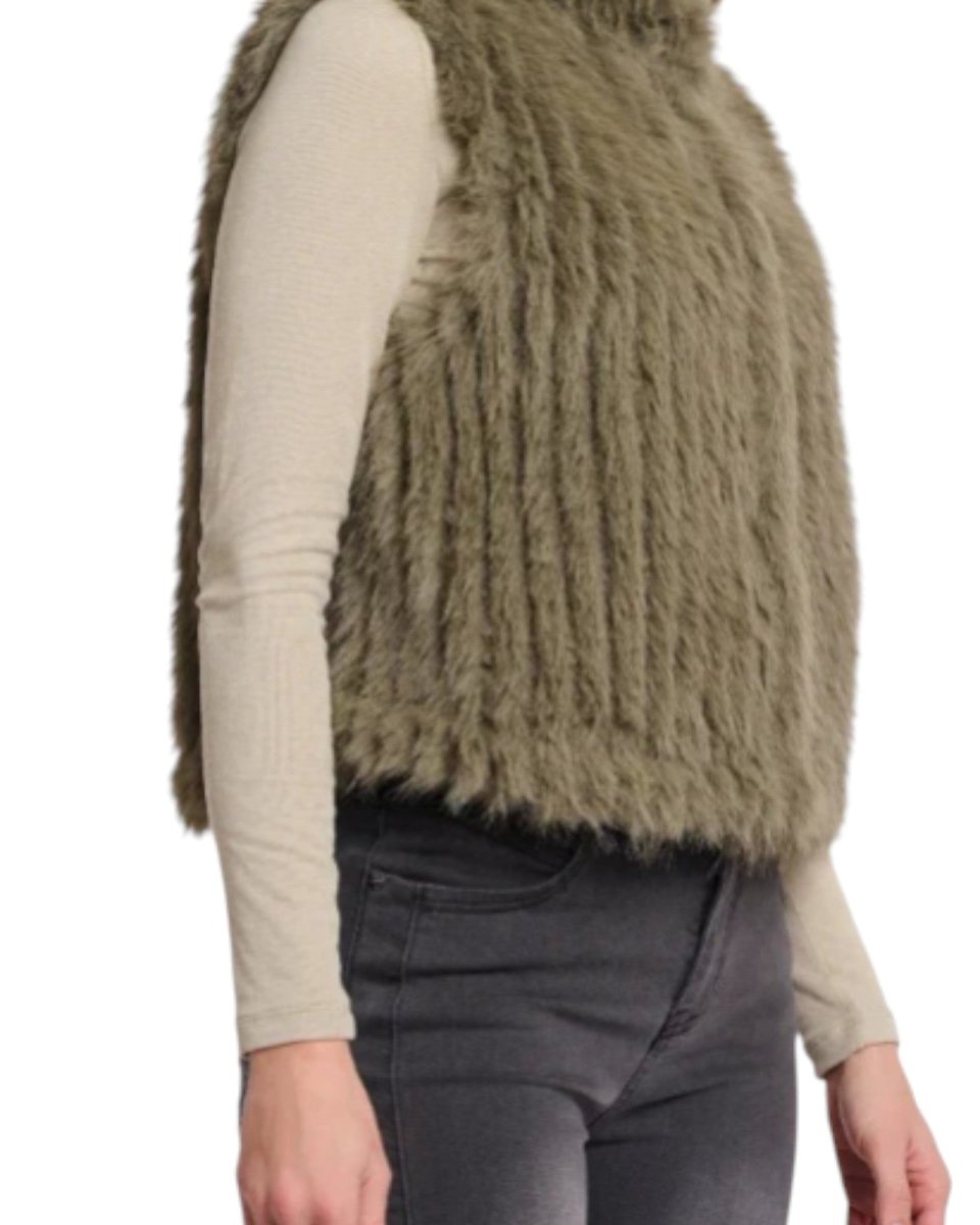 PLUSH FUR VEST - Nakhle.Ets - Vests