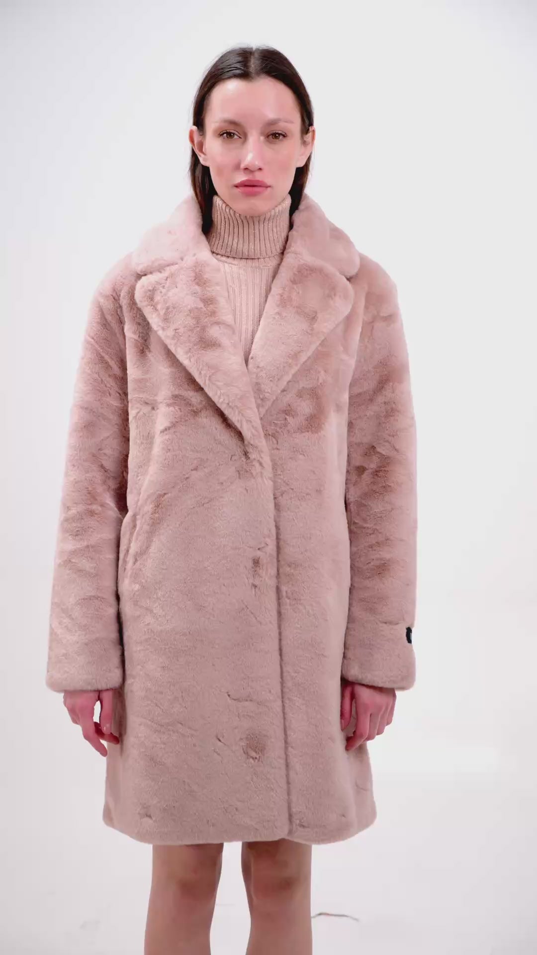 PLUSH FAUX FUR COAT