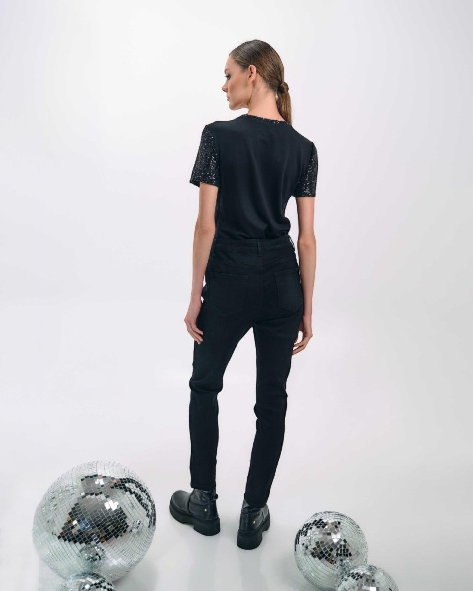 SEQUIN HEART DETAIL TOP - Nakhle.Ets - Tops & T-shirts