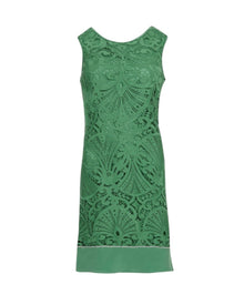 SLEEVELESS LACE SHIFT DRESS