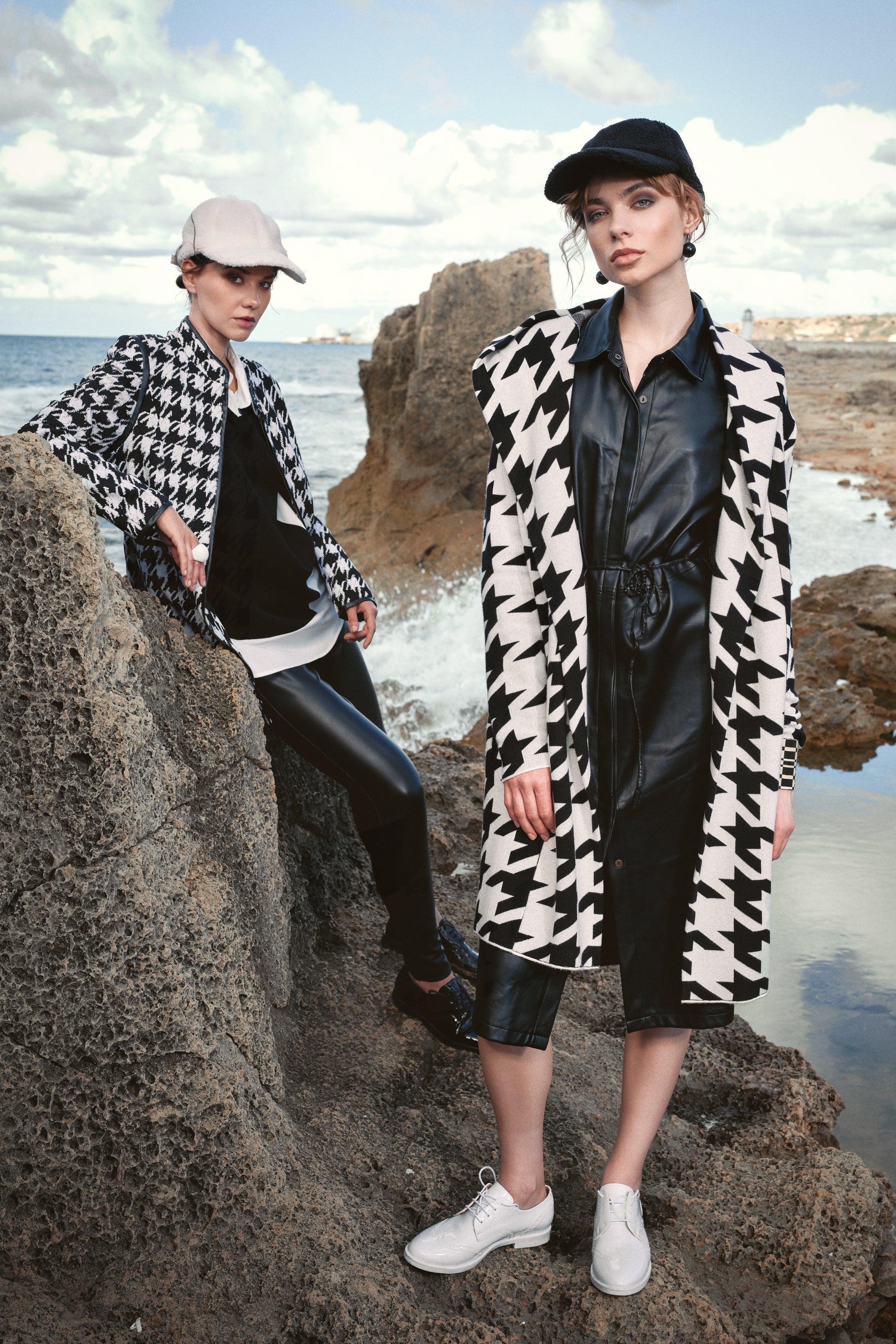BOLD HOUNDSTOOTH CARDIGAN