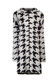 BOLD HOUNDSTOOTH CARDIGAN
