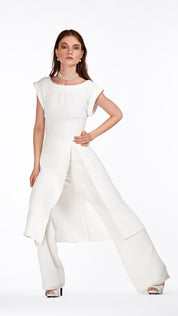 ELEGANT MINIMALIST BLOUSE